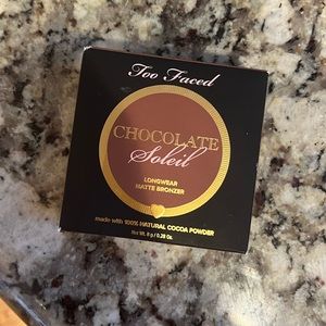 NWT Too Faced Chocolate Soleil Bronzer